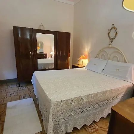 בית נופש Borgo Bucatra Casa Giuseppina *