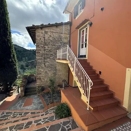 Дом отдыха Borgo Bucatra Casa Giuseppina Лукка